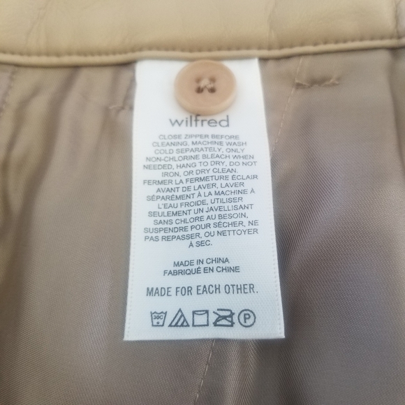 Wilfred Tan Faux Leather Shorts - Picture 5 of 5